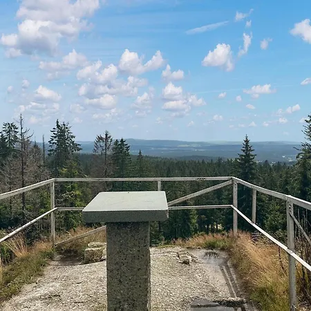 2 Bedroom Stunning In Lichtenberg