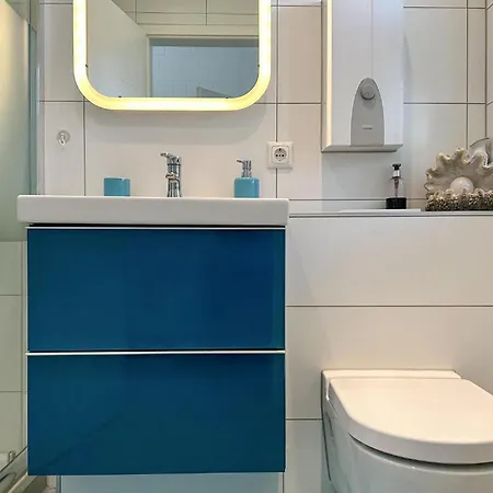 2 Bedroom Stunning In Lichtenberg Holiday home