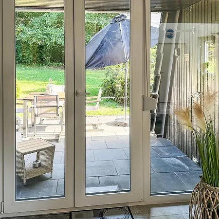 2 Bedroom Stunning In Holiday home Lichtenberg (Bavaria)